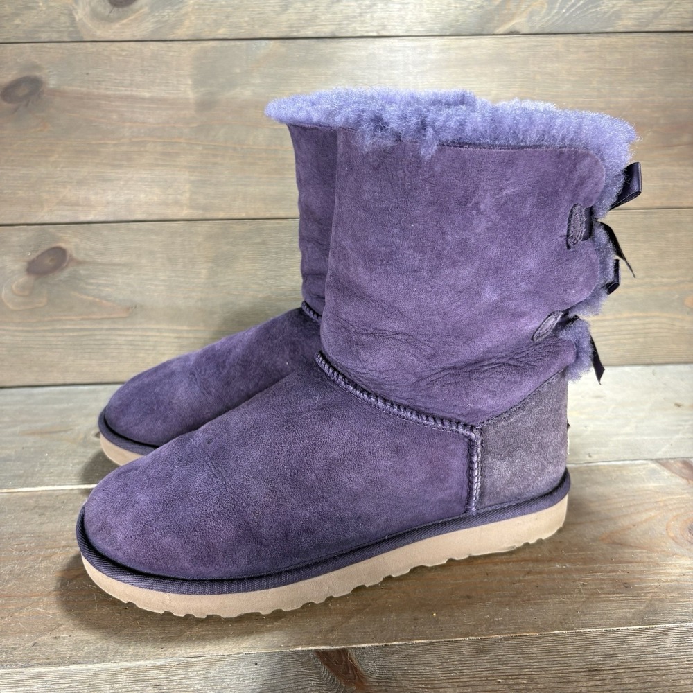 ugg bailey bow II womens size 7 shoes purple suede shearling lined snow boots